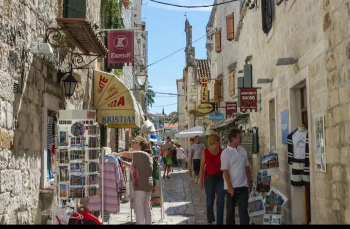 Lux Trogir Apartment ภายนอก รูปภาพ